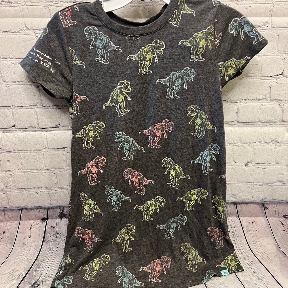 🌻JURASSIC WORLD GIRL T